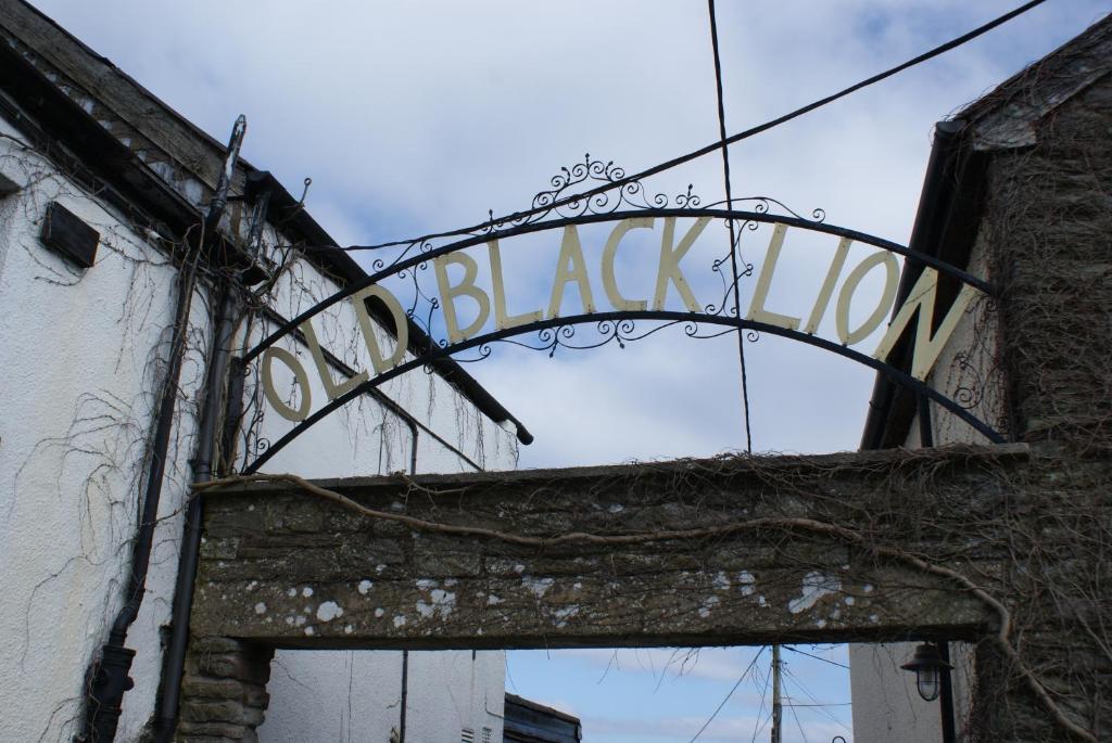 The Old Black Lion Хей он Уай Екстериор снимка